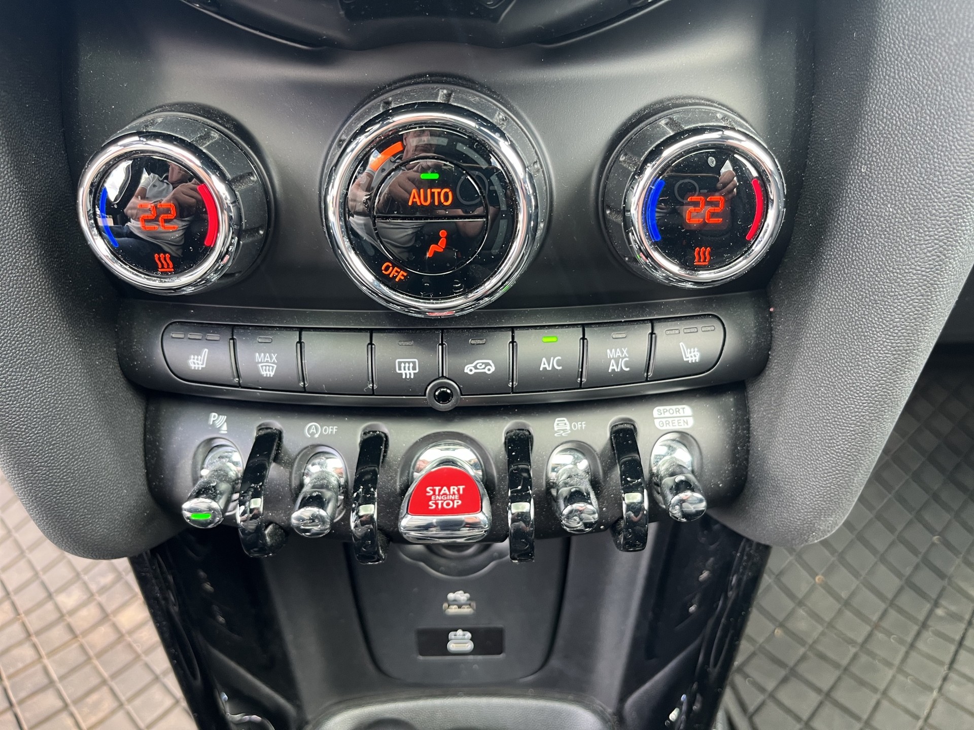 MINI Cooper S Steptronic DKG-image-10