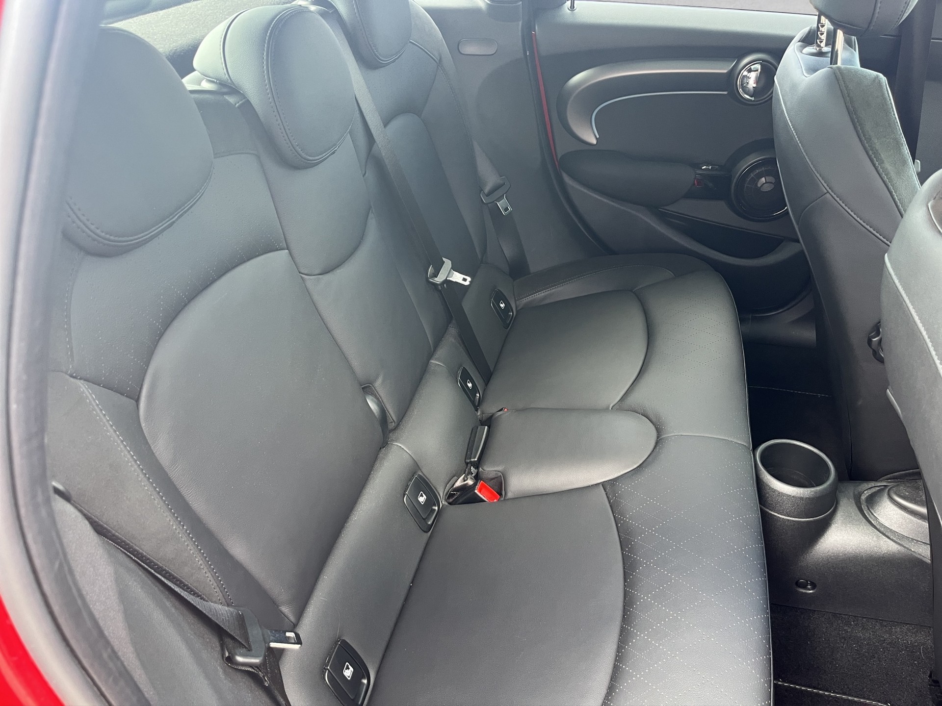 MINI Cooper S Steptronic DKG-image-12