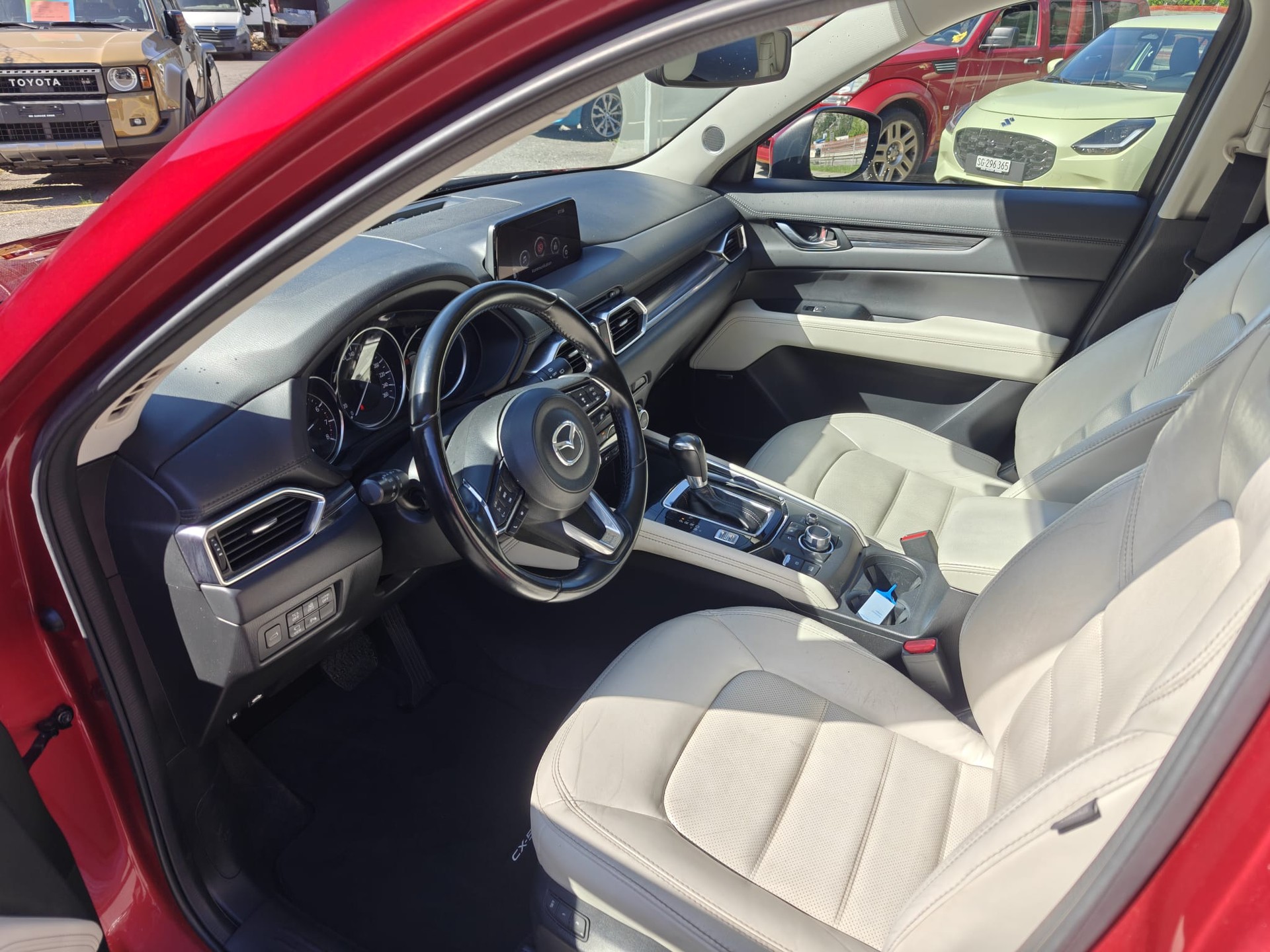 MAZDA CX-5 SKYACTIV-G 194 Revolution AWD Automat-image-6