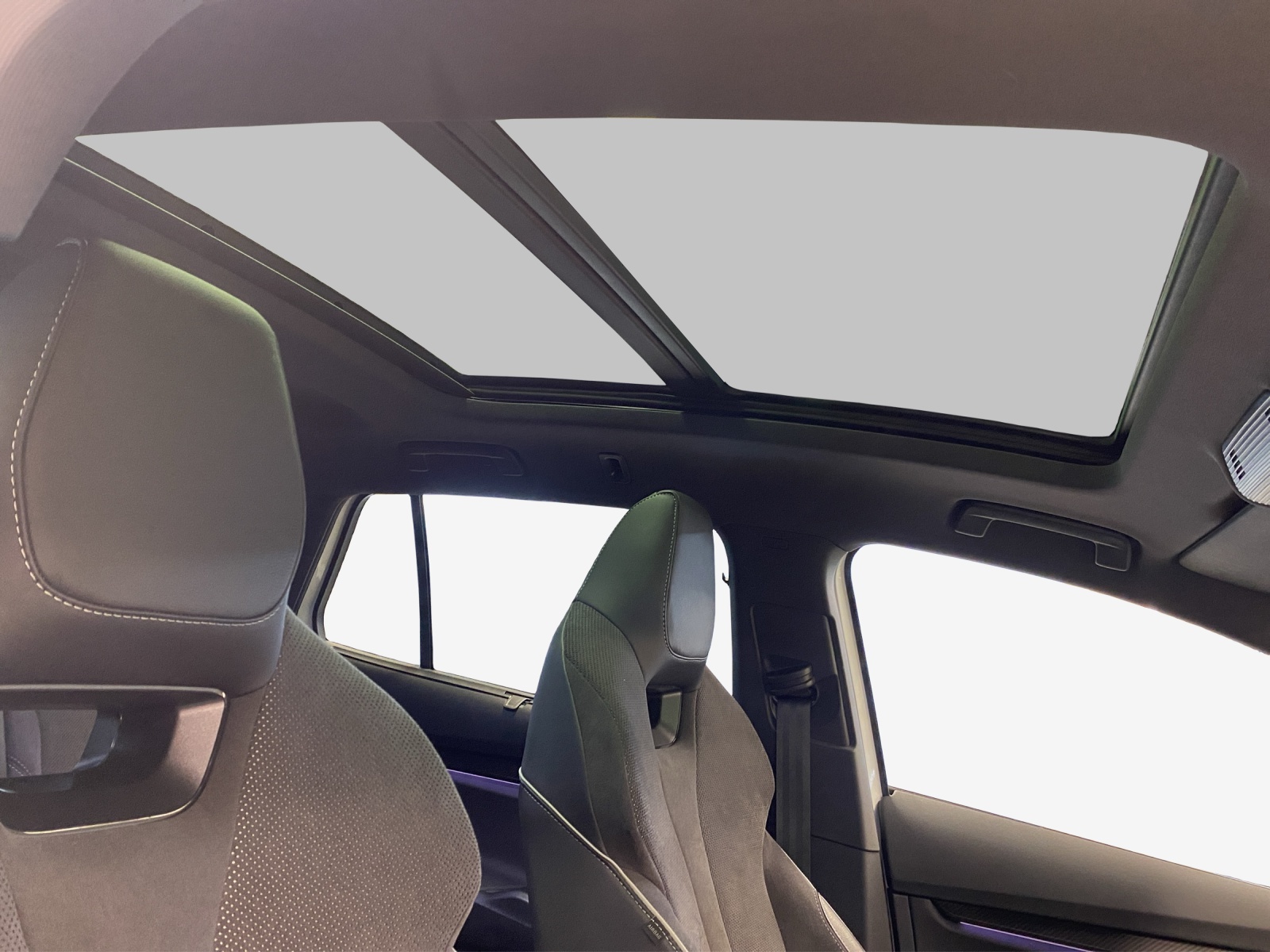 SKODA Enyaq iV 80x SportLine-image-13