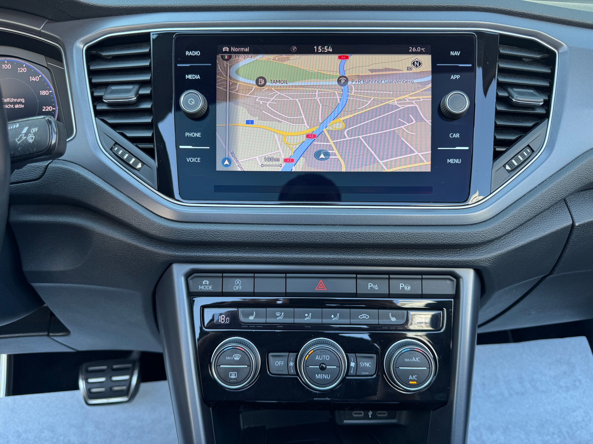 VW T-Roc Cabriolet 1.5 TSI EVO R-Line DSG-image-9