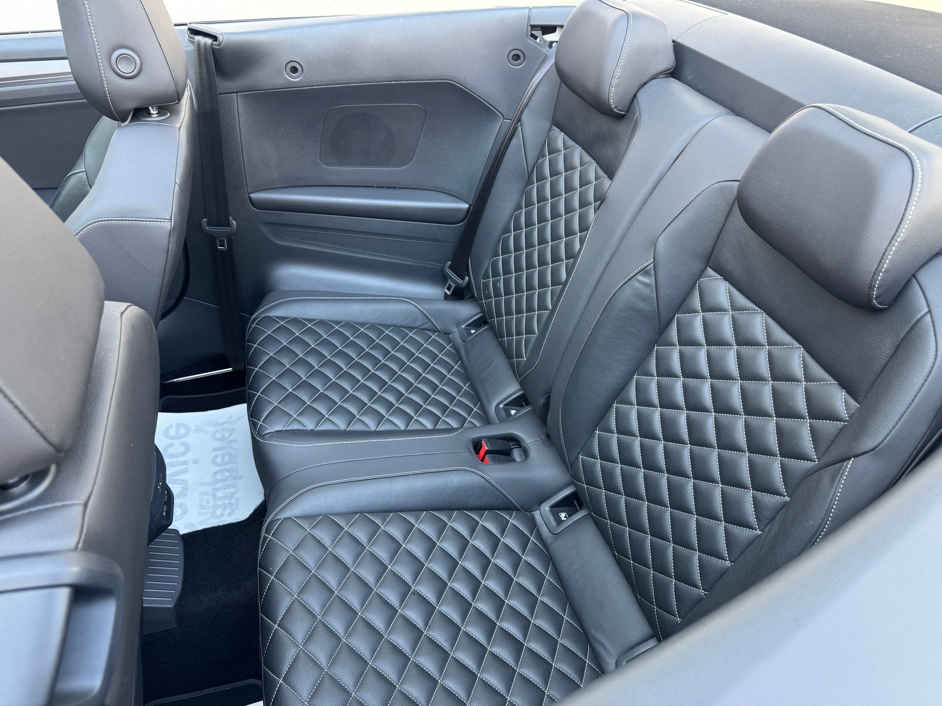 VW T-Roc Cabriolet 1.5 TSI EVO R-Line DSG-image-6