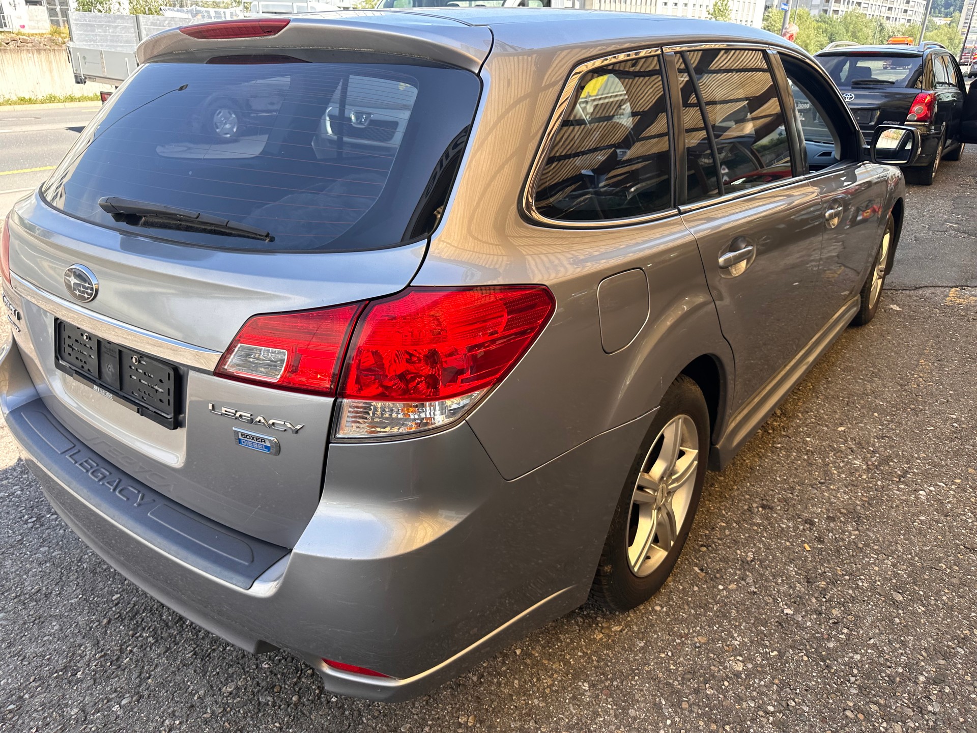 SUBARU Legacy 2.0D Swiss AWD-image-5