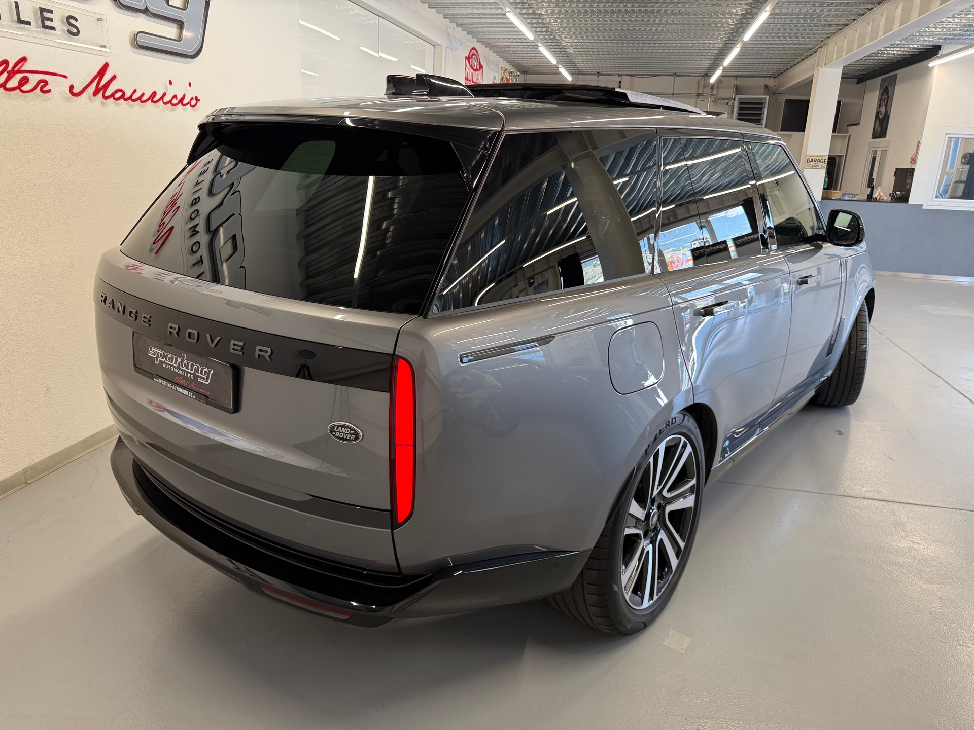 LAND ROVER Range Rover P510e Si6 PHEV HSE Automatic-image-7
