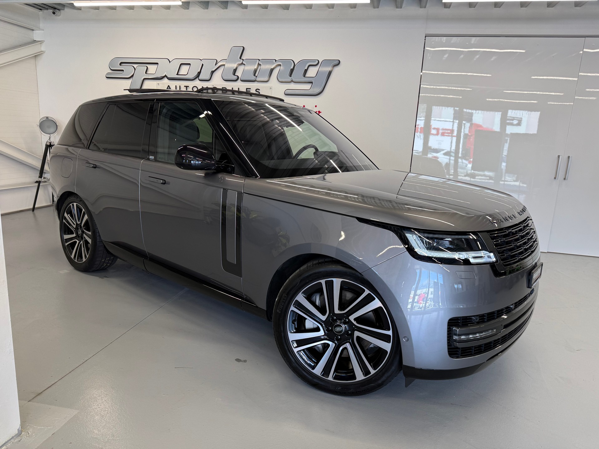 LAND ROVER Range Rover P510e Si6 PHEV HSE Automatic-image-2
