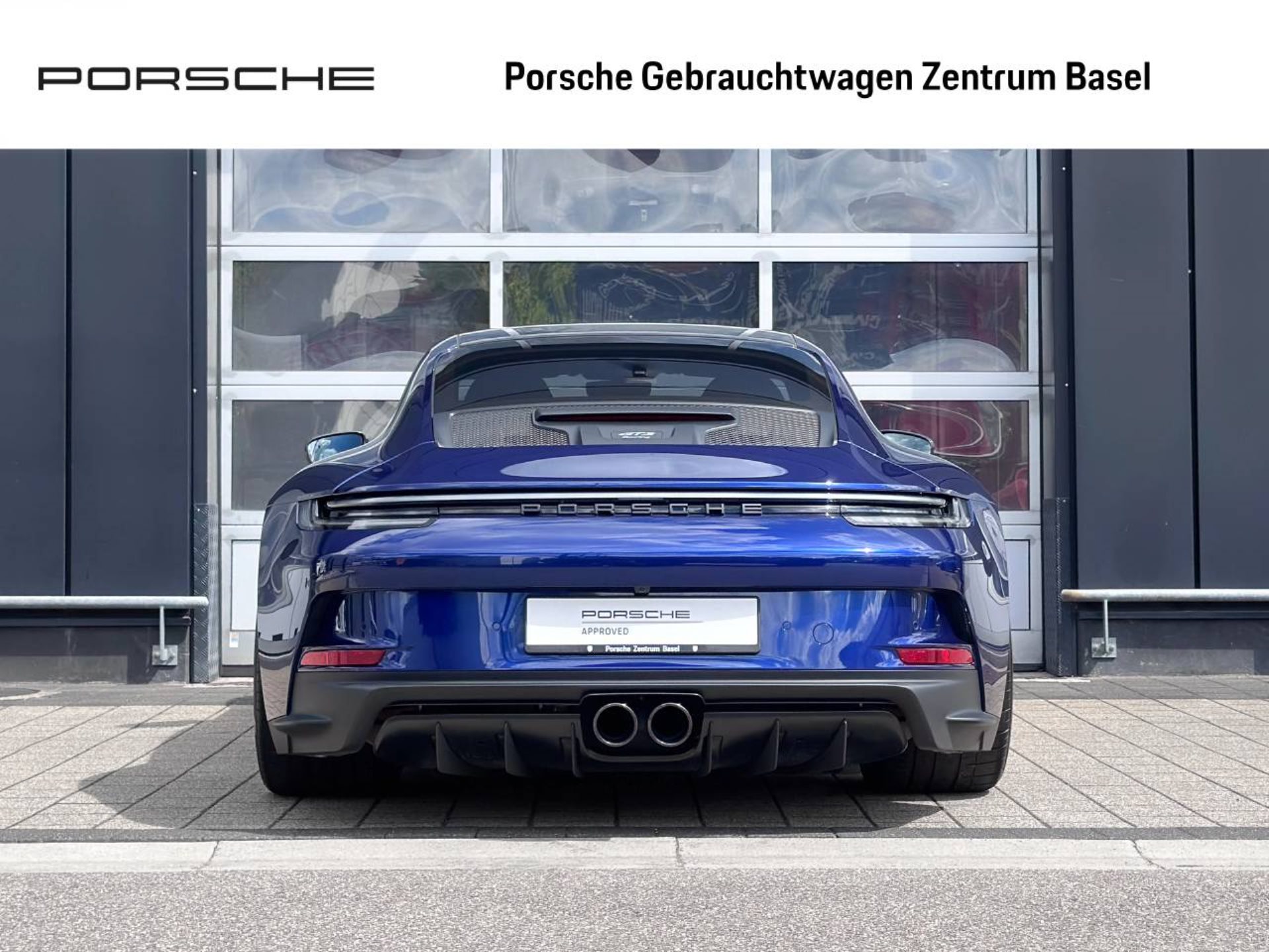 PORSCHE 911 GT3 mit Touring-Paket-image-7