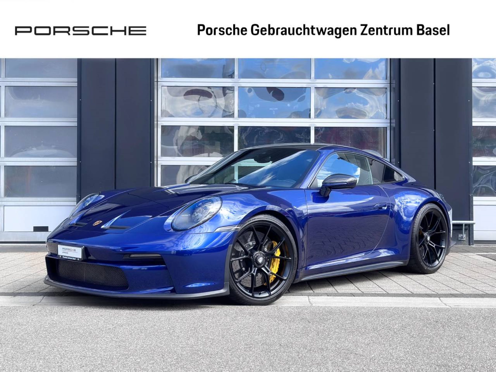 PORSCHE 911 GT3 mit Touring-Paket-image-0