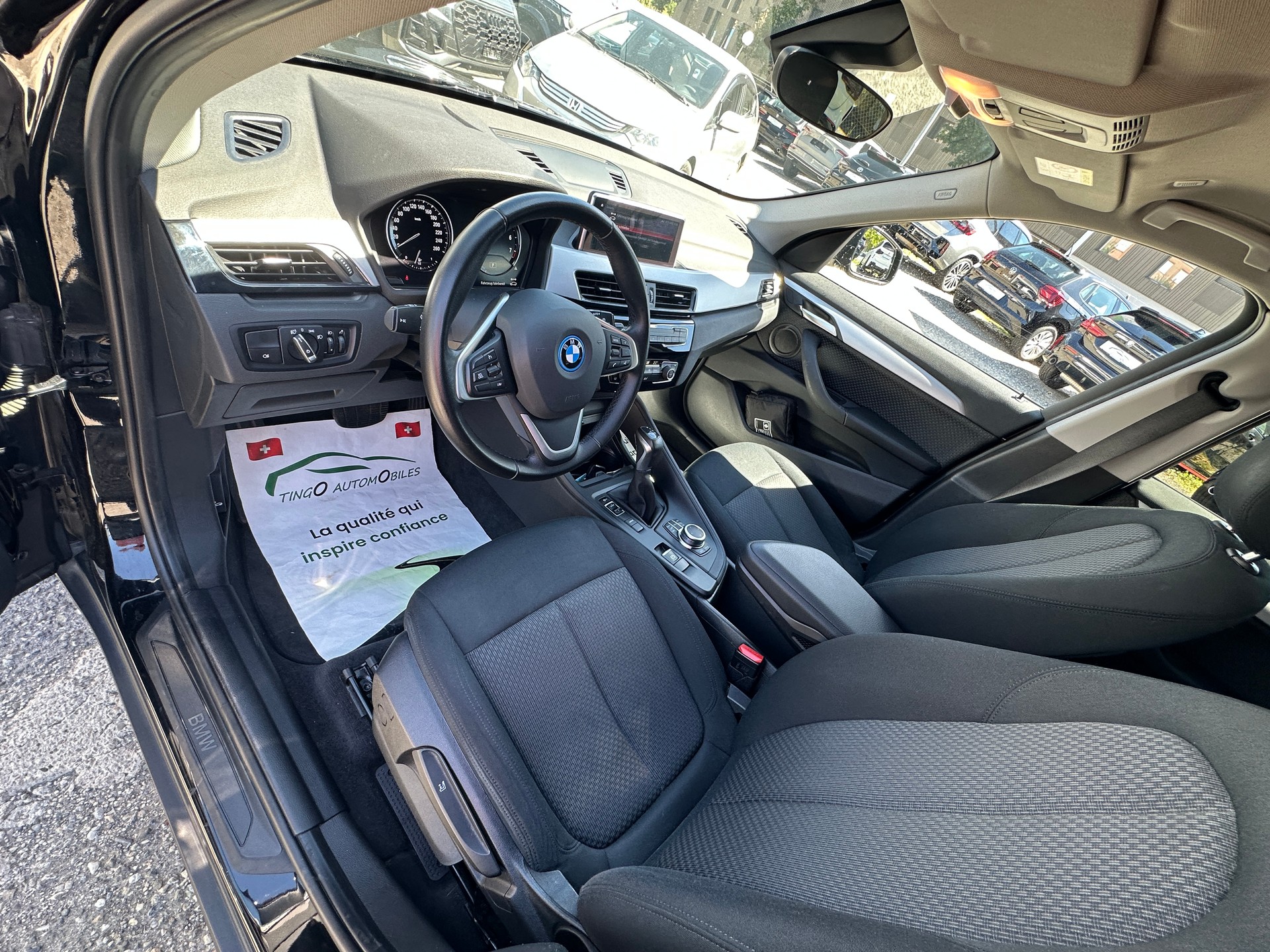 BMW X1 xDrive 25e Steptronic-image-14
