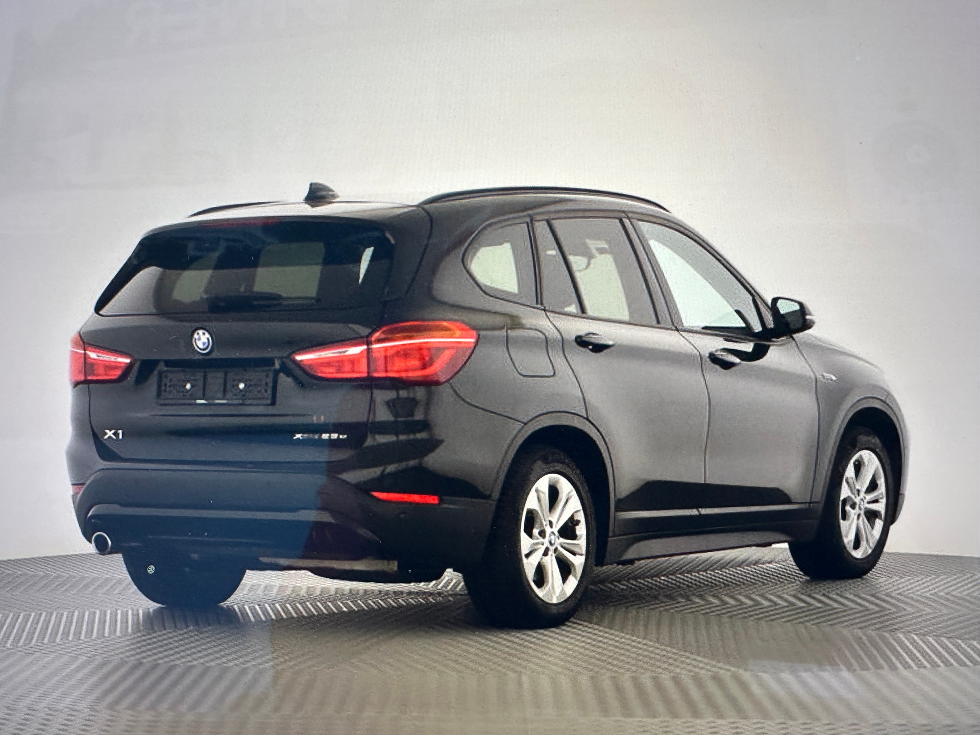 BMW X1 xDrive 25e Steptronic-image-1