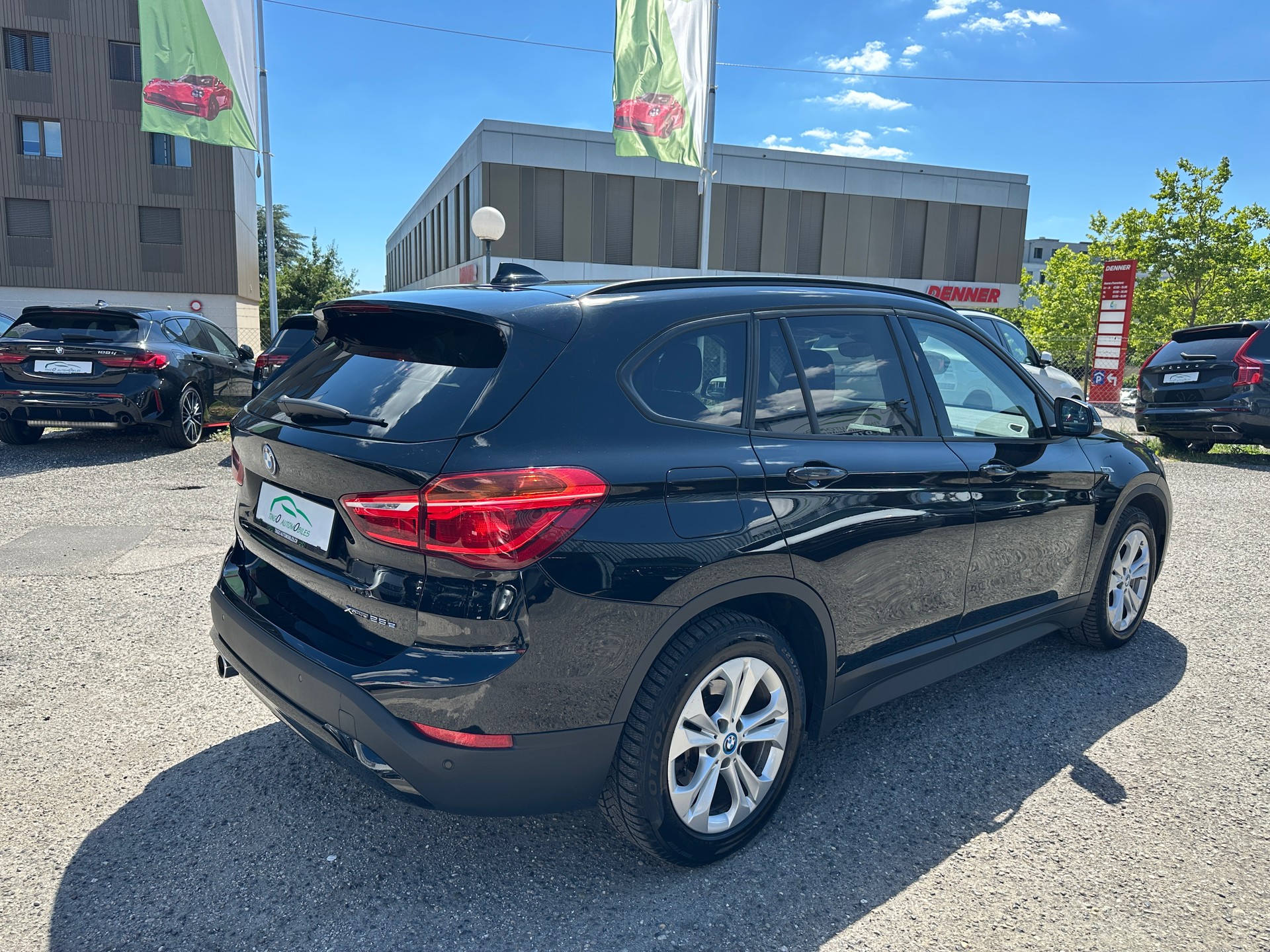BMW X1 xDrive 25e Steptronic-showroom-element-3