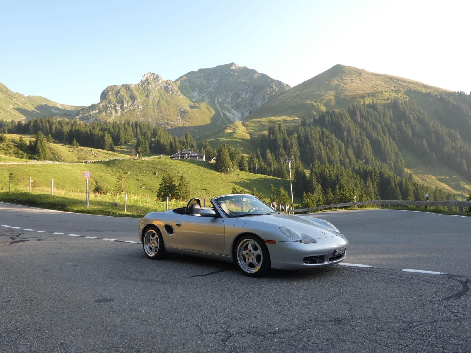 PORSCHE 3.2 S-image-1
