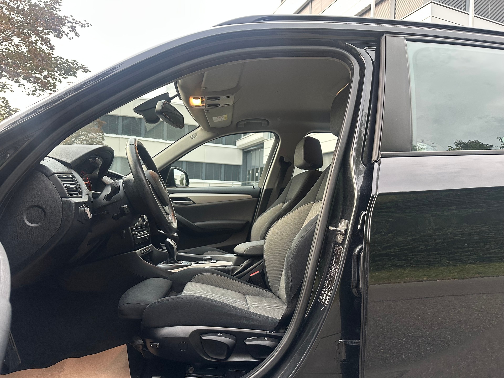 BMW X1 xDrive 18d Sport Line Steptronic-image-8