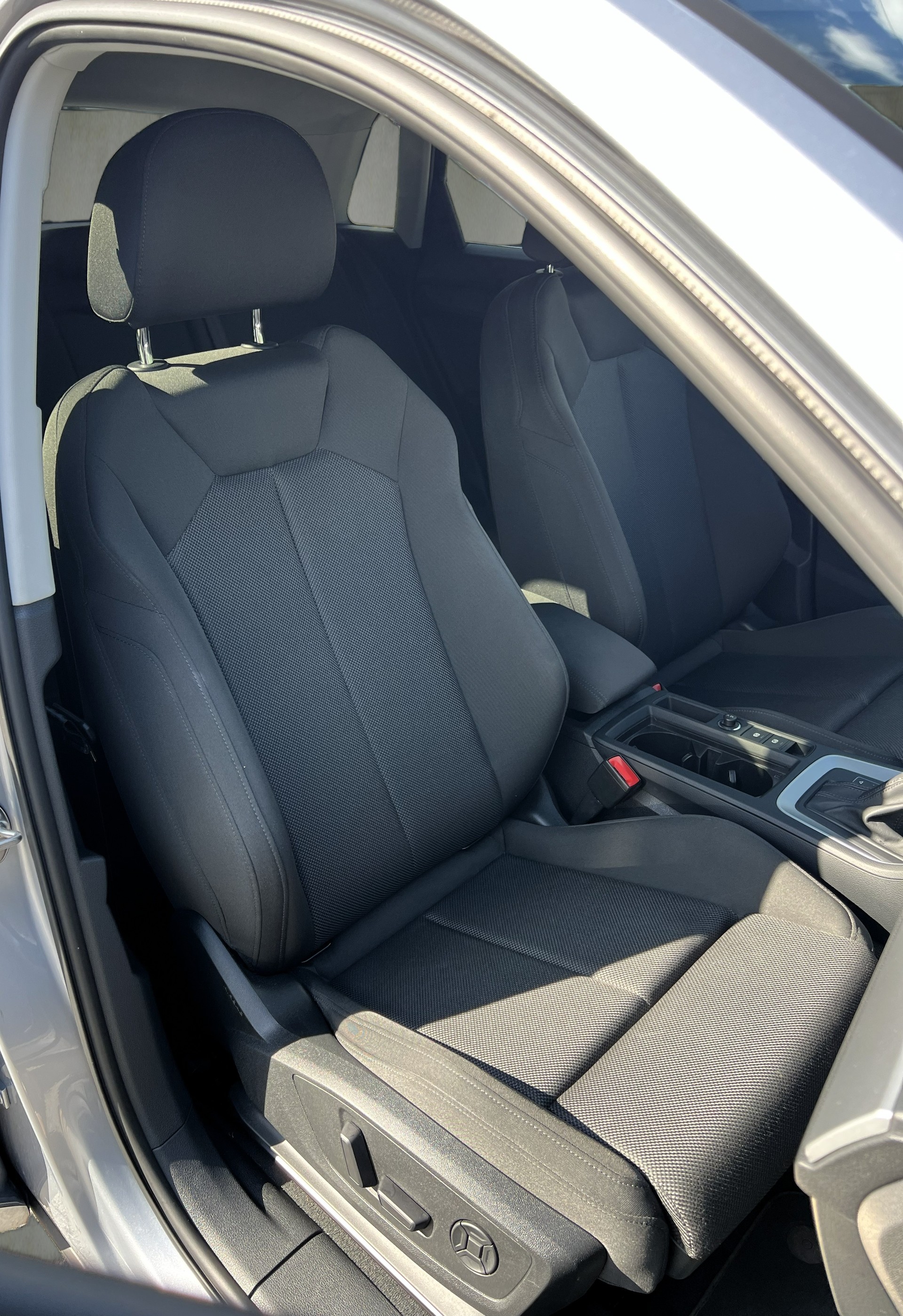 AUDI Q3 40 TDI advanced Attraction quattro S-tronic-image-15