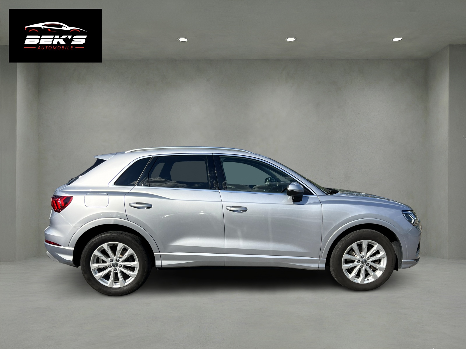 AUDI Q3 40 TDI advanced Attraction quattro S-tronic-image-5