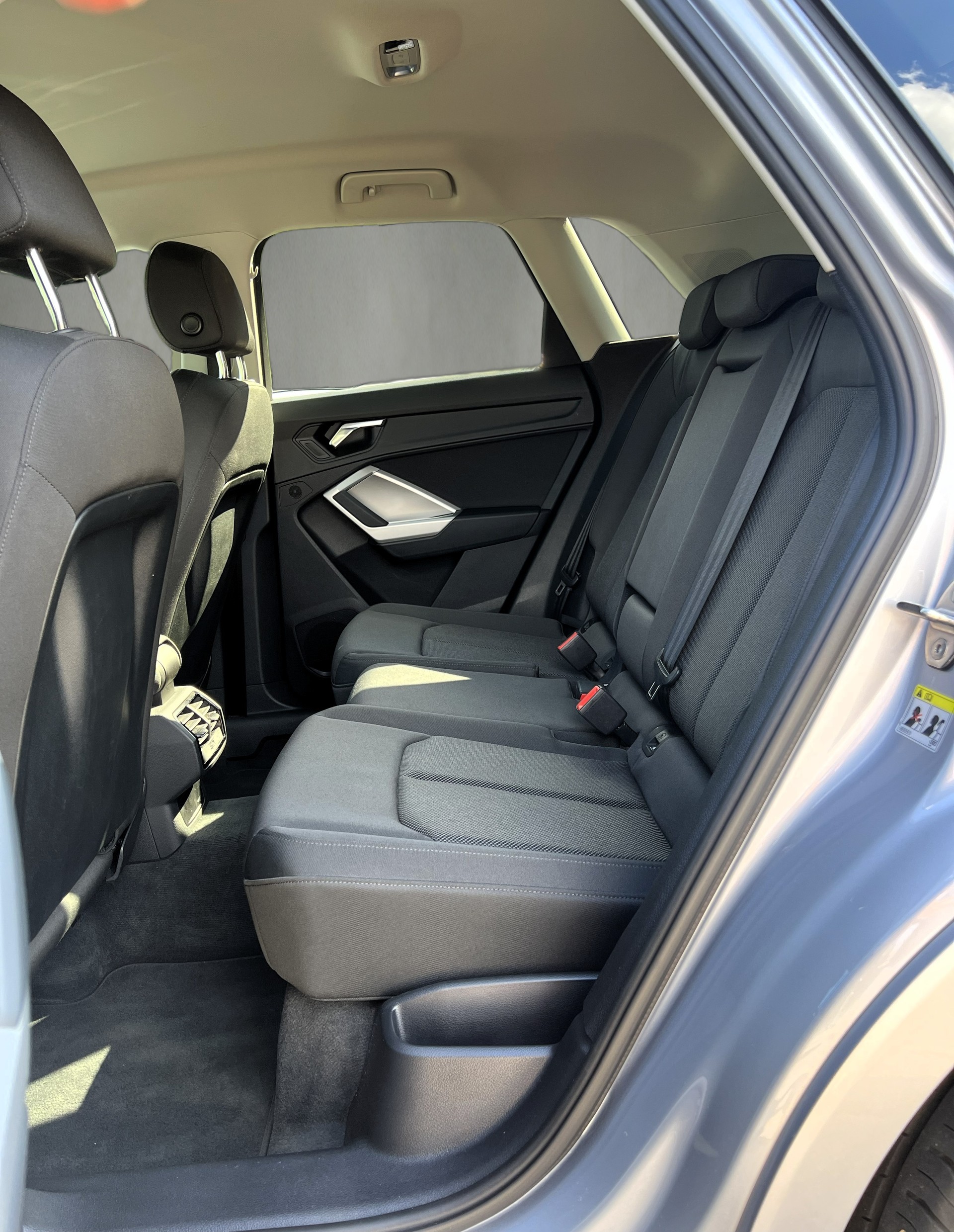 AUDI Q3 40 TDI advanced Attraction quattro S-tronic-image-13