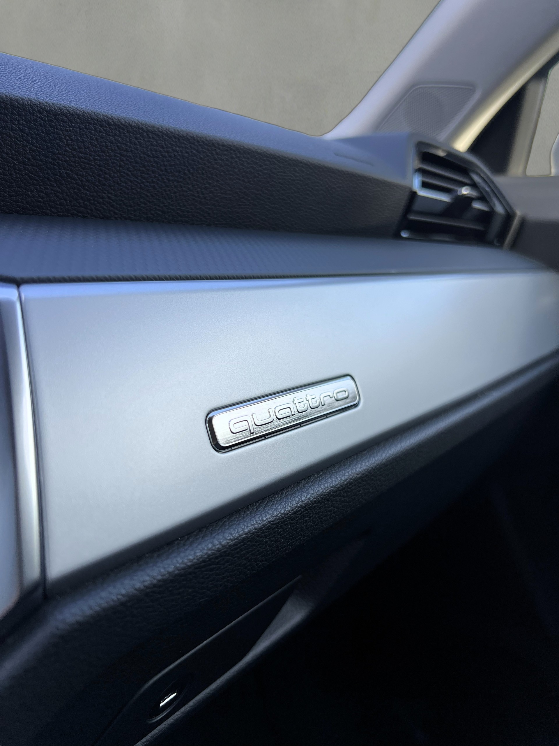 AUDI Q3 40 TDI advanced Attraction quattro S-tronic-image-20