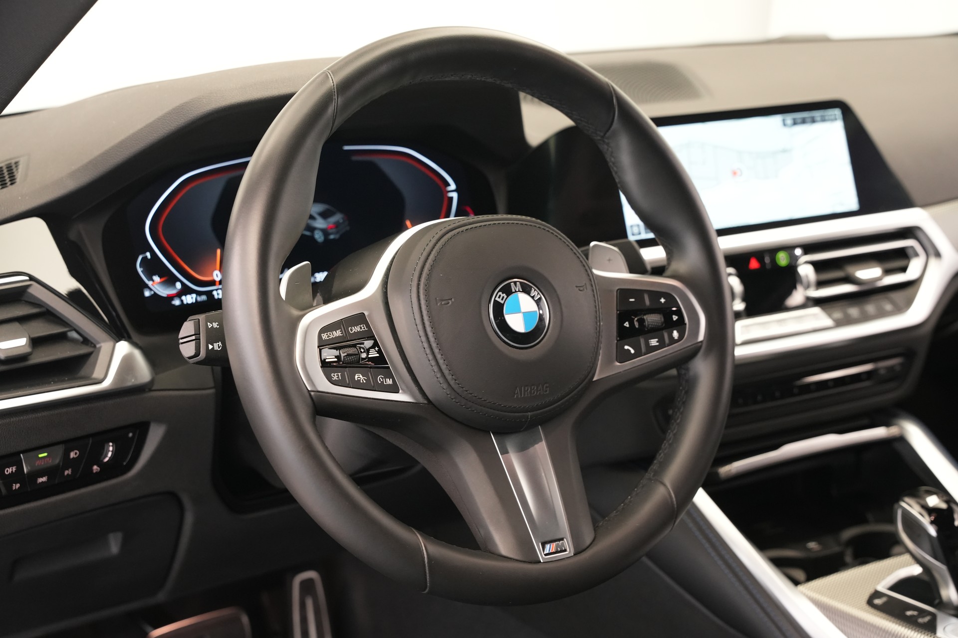 BMW M240i xDrive Steptronic *M Performance Kit* *Carbon*-image-18