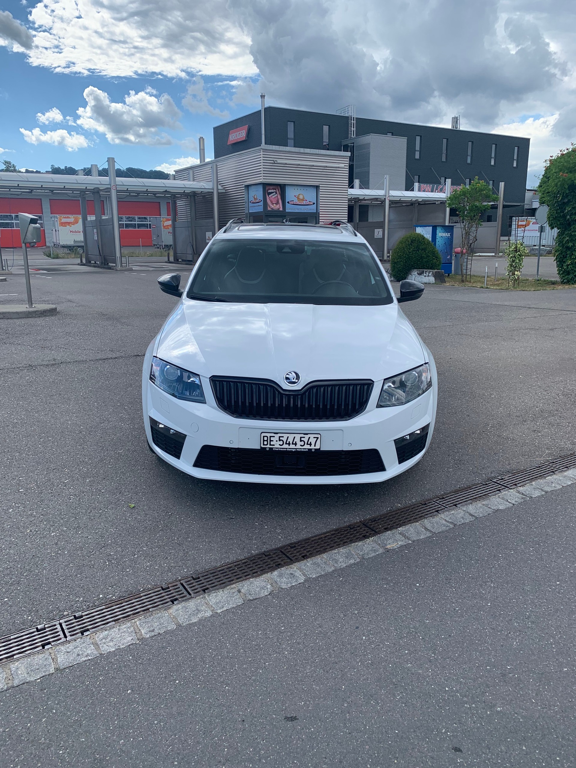 SKODA 2.0 TSI RS DSG-image-0