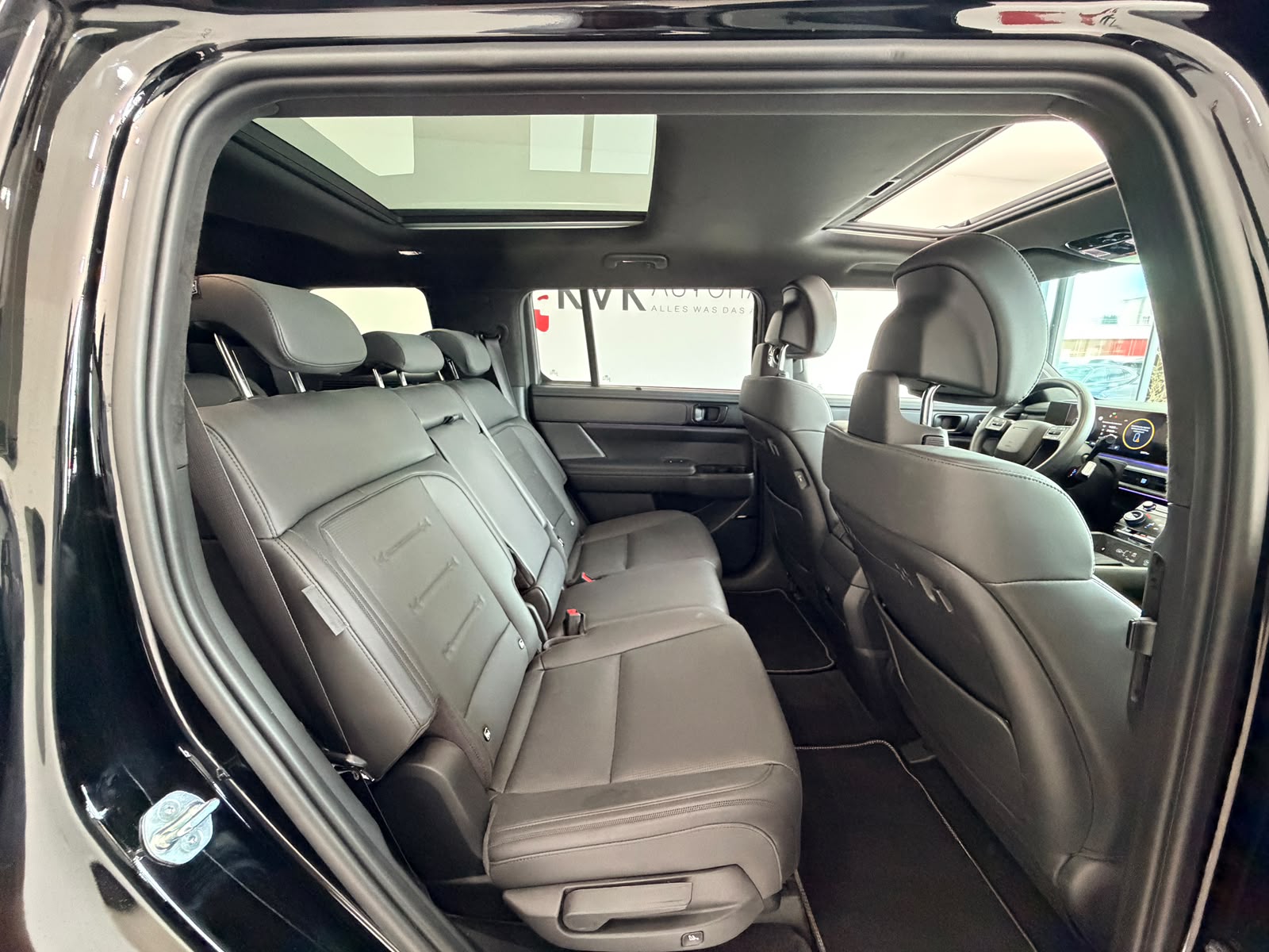 HYUNDAI Santa Fe 1.6 T-GDi HEV Calligraphy 4WD Automatic*7 Plätzer*Vollaustattung*5 Jahre Werksgarantie*CH Fahrzeug*-image-25