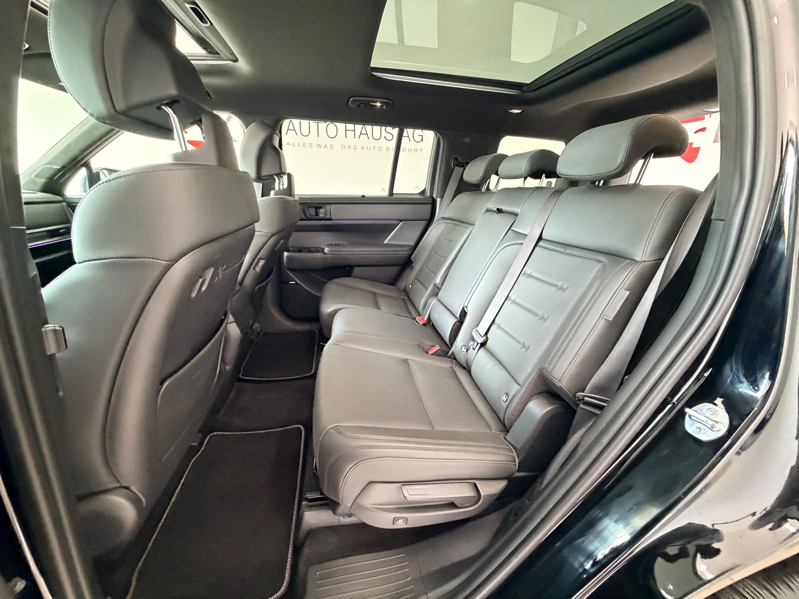 HYUNDAI Santa Fe 1.6 T-GDi HEV Calligraphy 4WD Automatic*7 Plätzer*Vollaustattung*5 Jahre Werksgarantie*CH Fahrzeug*-image-21