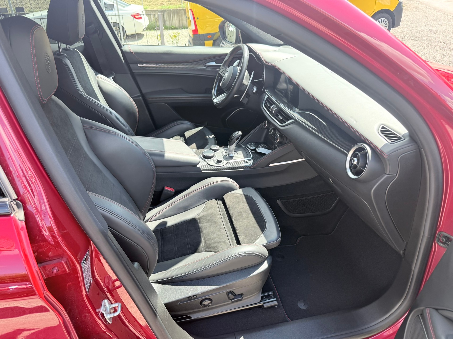 ALFA ROMEO Stelvio 2.9 V6 Quadrifoglio Q4 Automatic-image-14