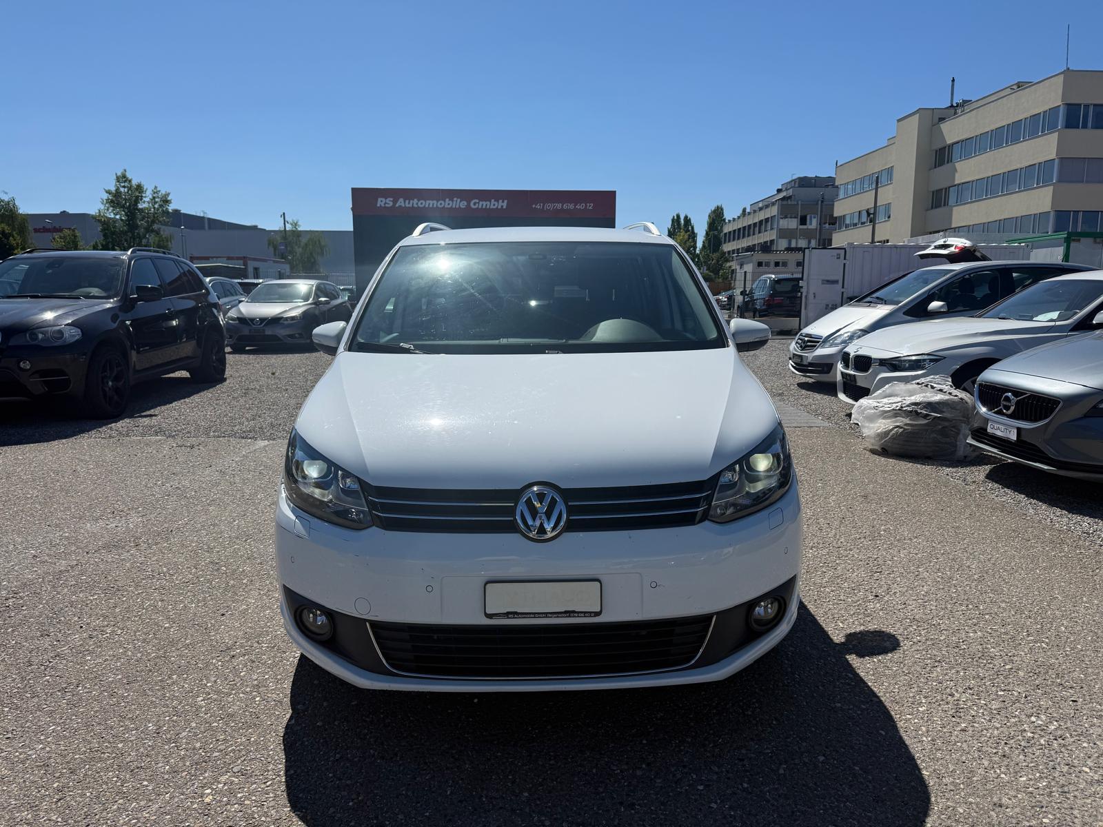 VW Touran 1.4 TSI 140 Trendline-image-1