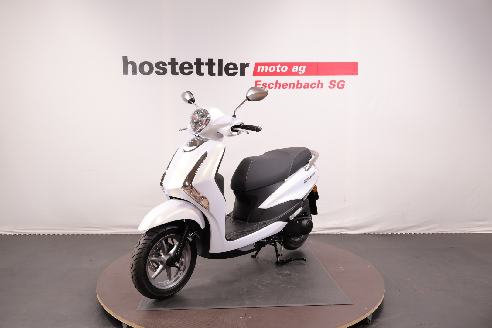 YAMAHA D'elight-showroom-element-2