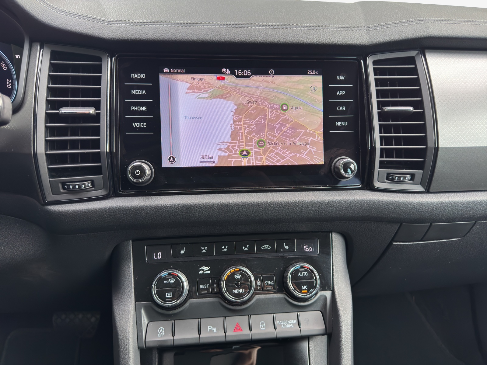 SKODA Kodiaq 2.0 TDI CR Clever 4x4 DSG-image-10