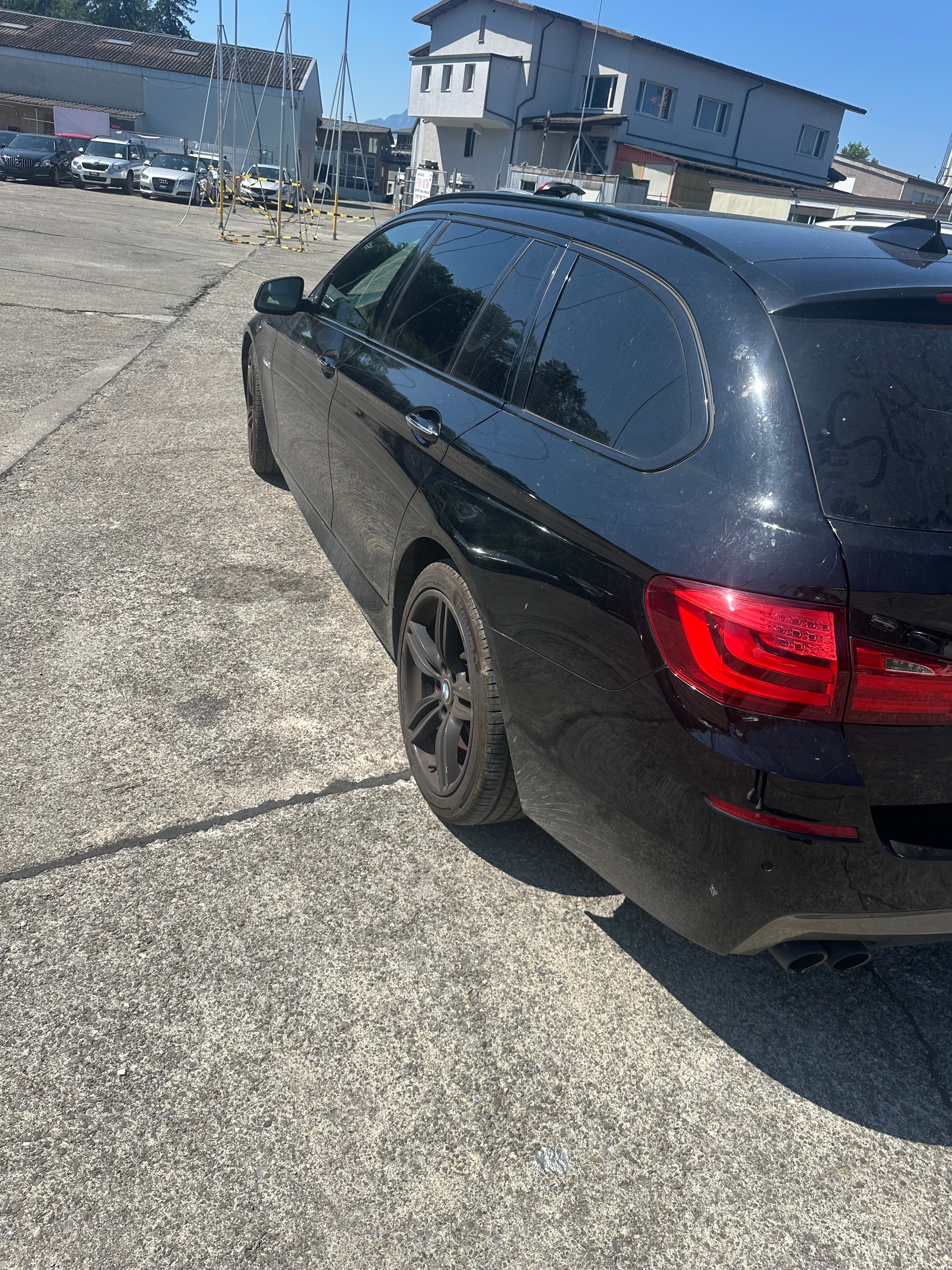 BMW 525d xDrive Touring Steptronic-image-8