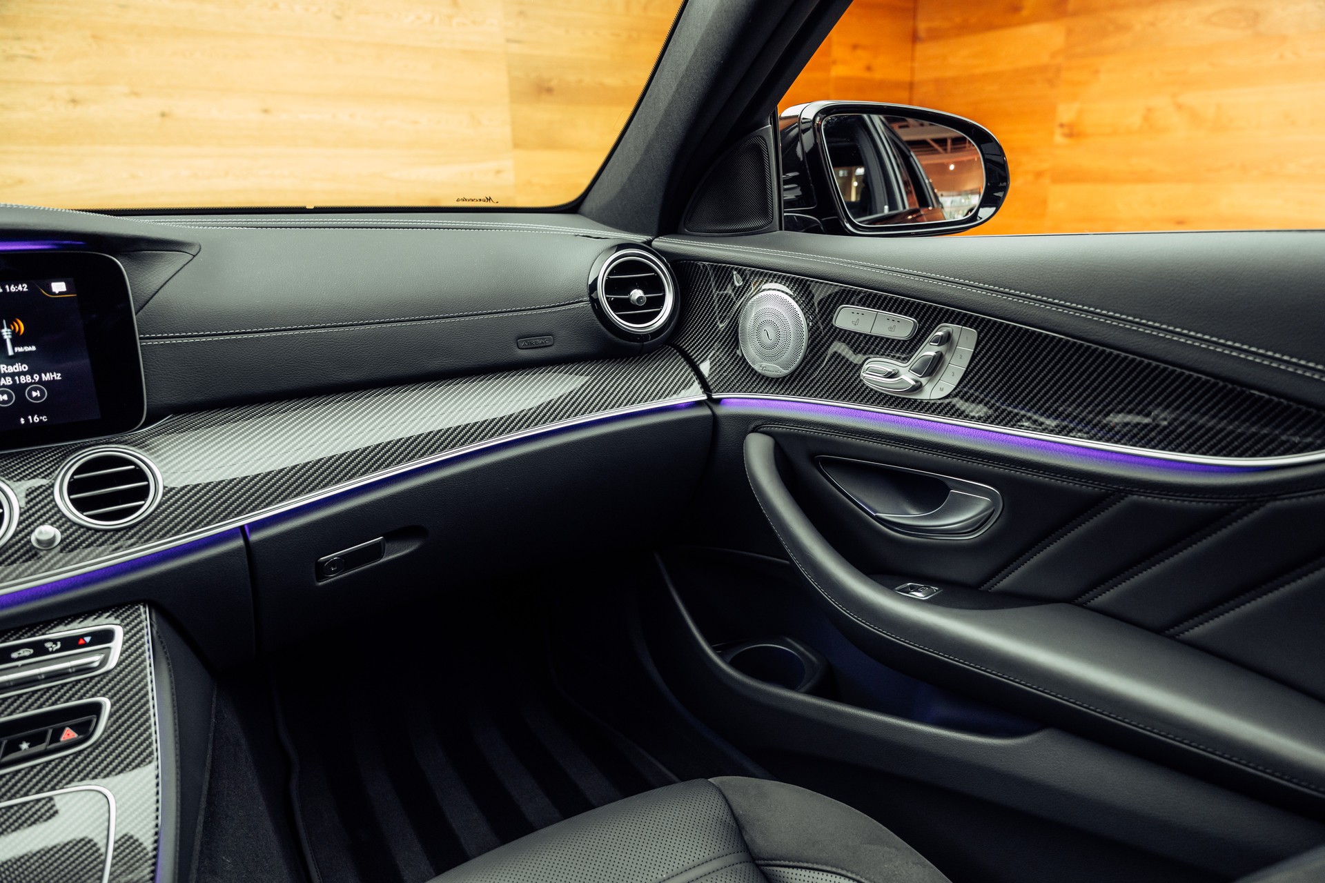 MERCEDES-BENZ AMG E 53 4Matic + Speedshift 9G-TCT-image-19