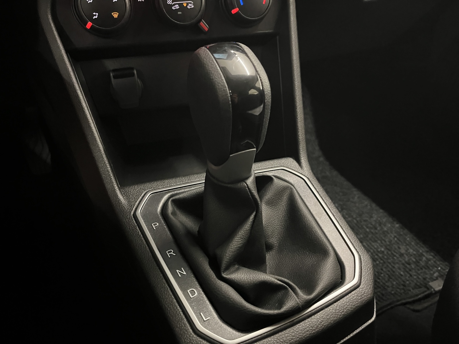 DACIA Sandero 1.0 TCe Expression-image-11