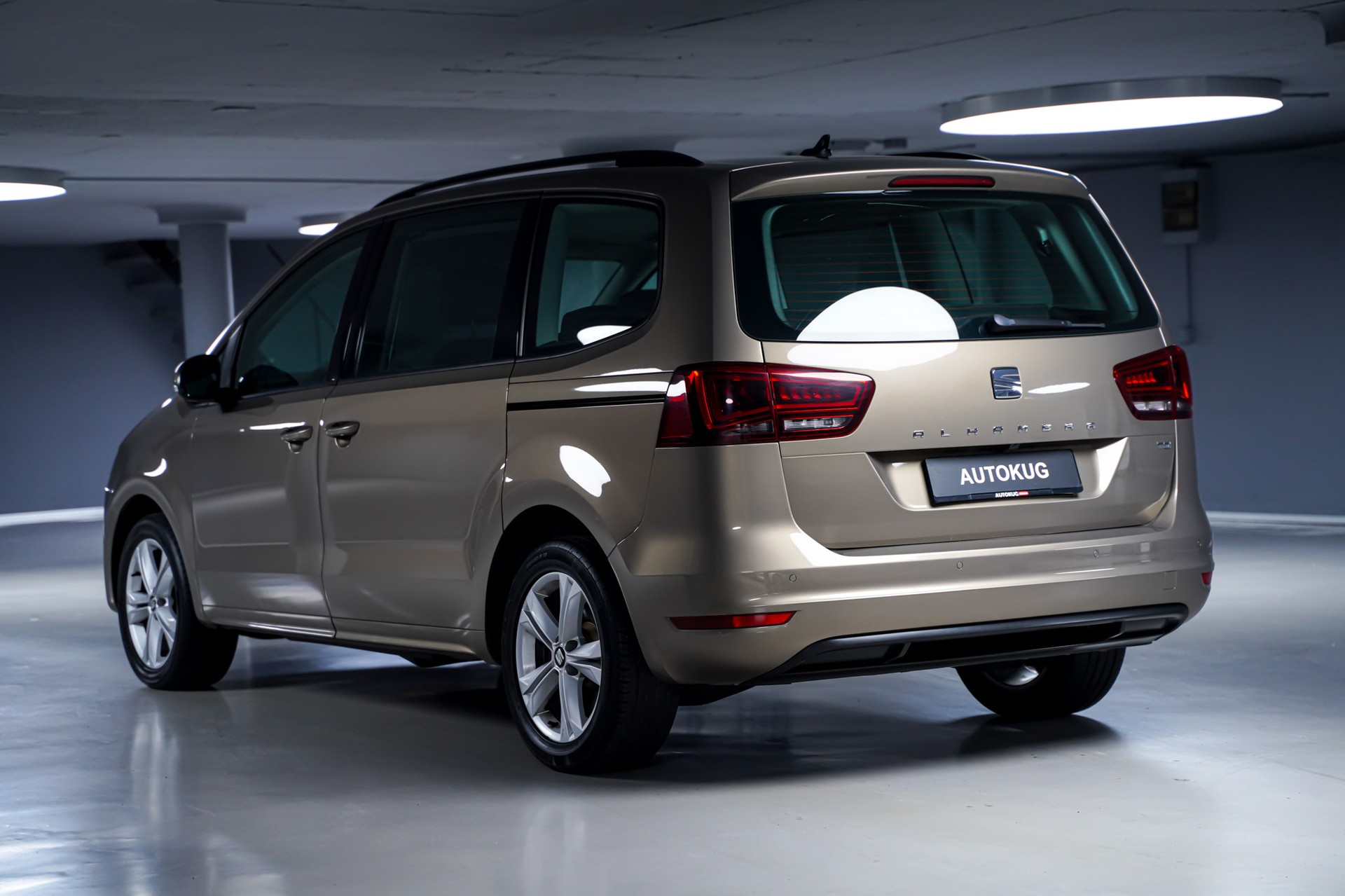 SEAT Alhambra 2.0 TDI Reference 7-Plätzer DSG-image-6