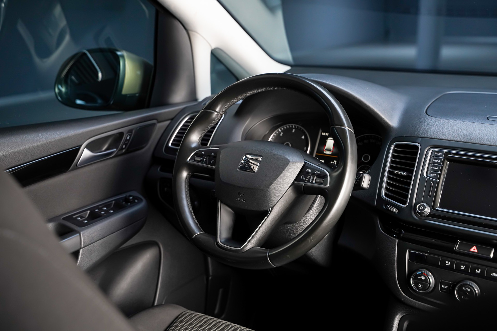 SEAT Alhambra 2.0 TDI Reference 7-Plätzer DSG-image-18