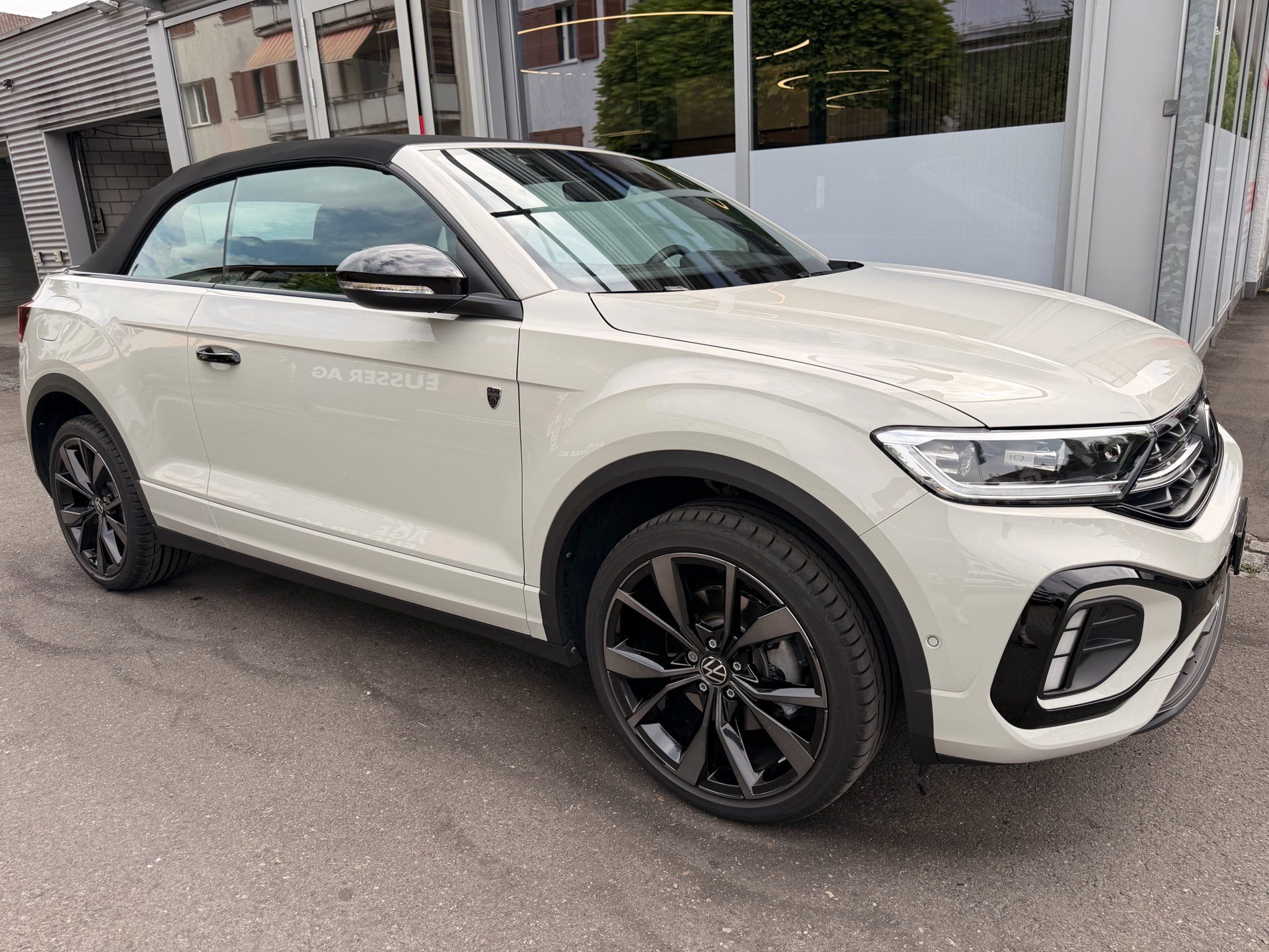 VW T-Roc CABRIOLET 1.5 TSI 150PS R-LINE *** KARMANN EDITION & 5 JAHRE VW WERKSGARANTIE ***-image-30