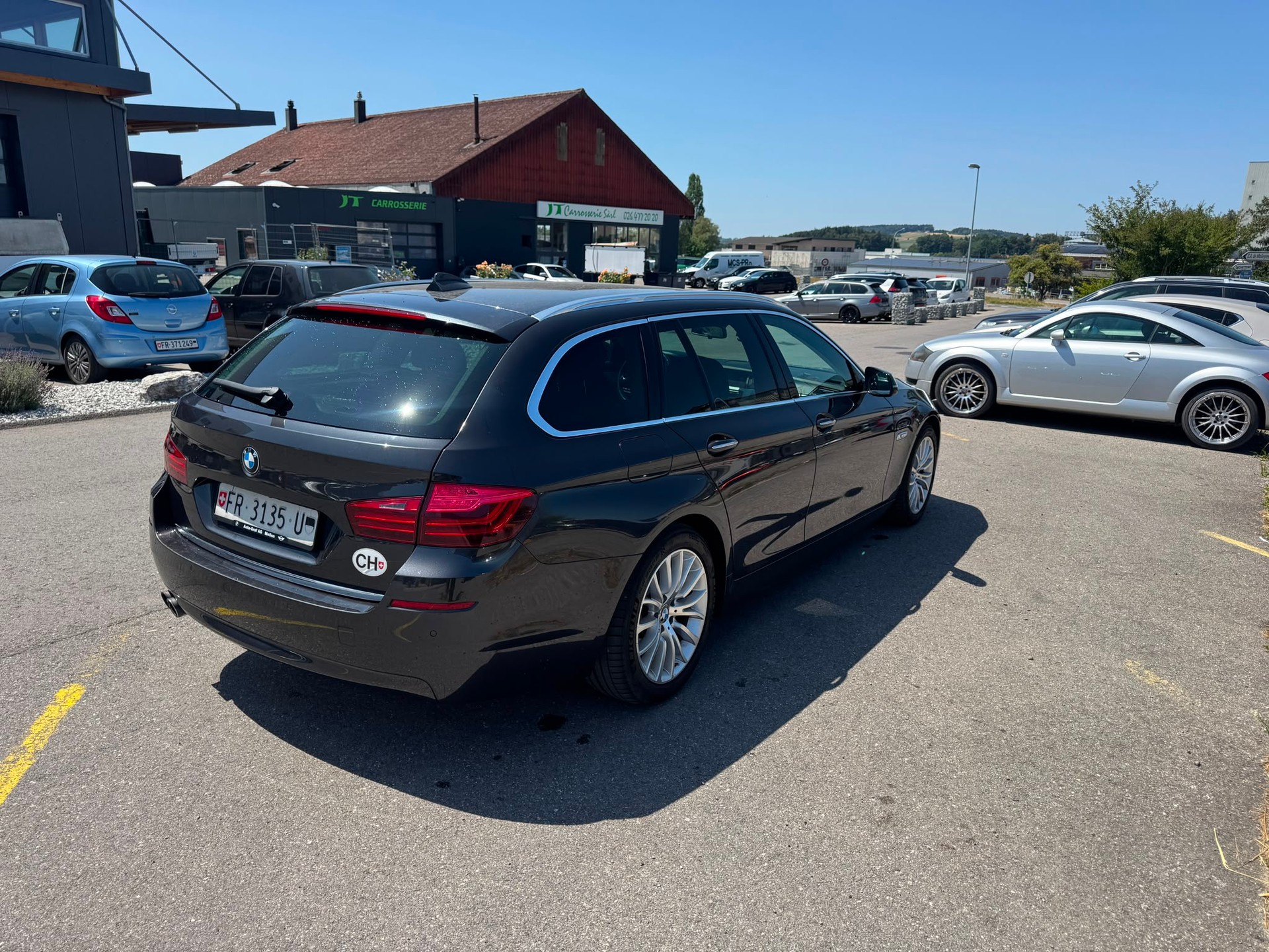 BMW 528i Touring xDrive Steptronic-image-5