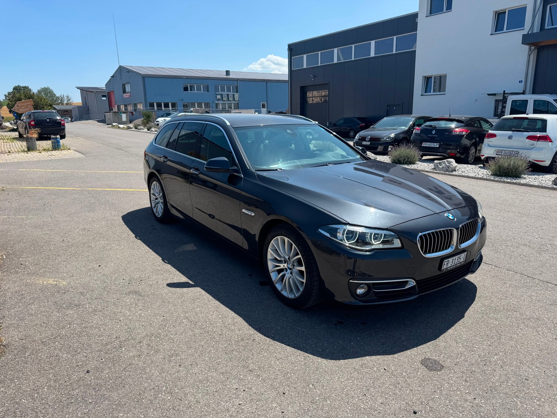 BMW 528i Touring xDrive Steptronic-image-7