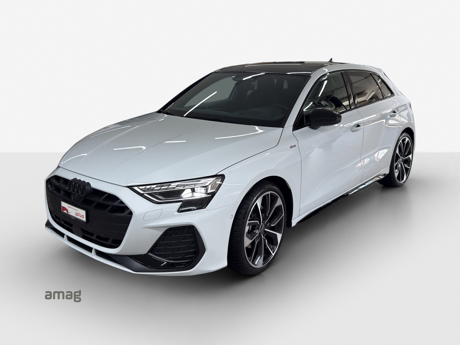 AUDI A3 Sportback TFSI 150 kW quattro S line S tronic-image-0