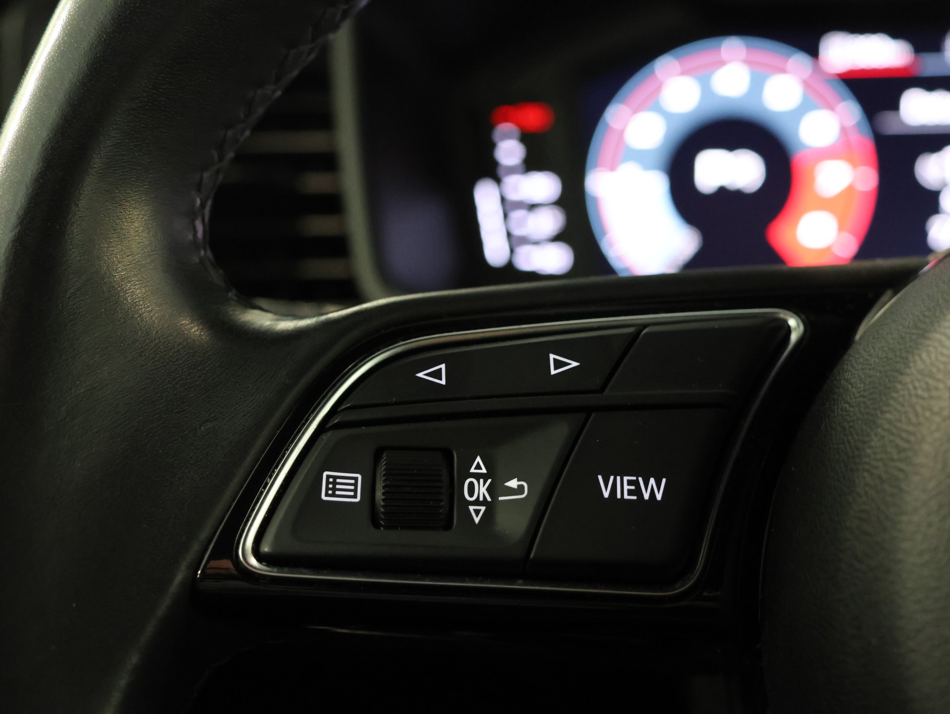 AUDI A1 Citycarver 35 *Rückfahrkamera* *Sitzheizung*-image-18
