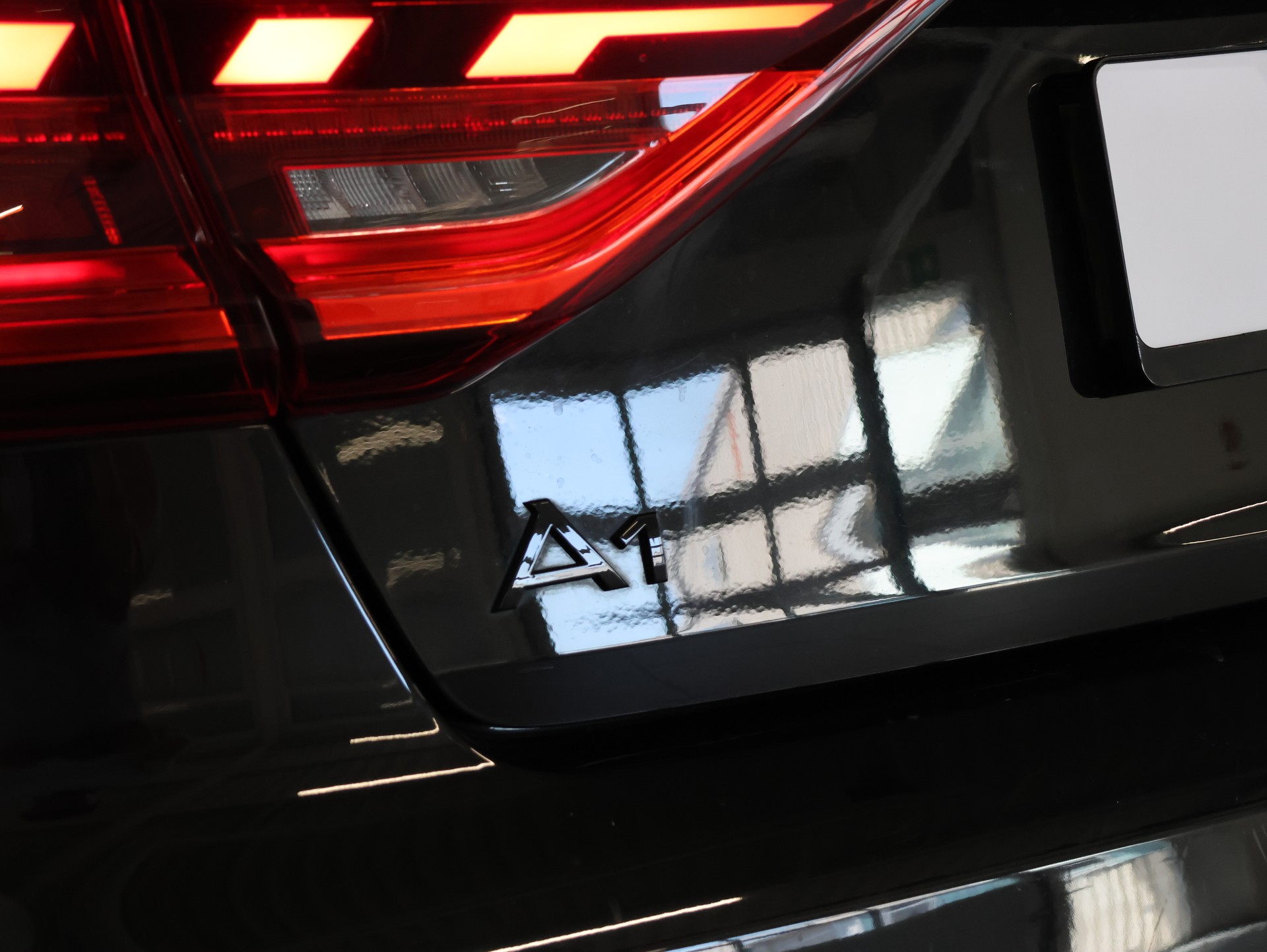 AUDI A1 Citycarver 35 *Rückfahrkamera* *Sitzheizung*-image-22