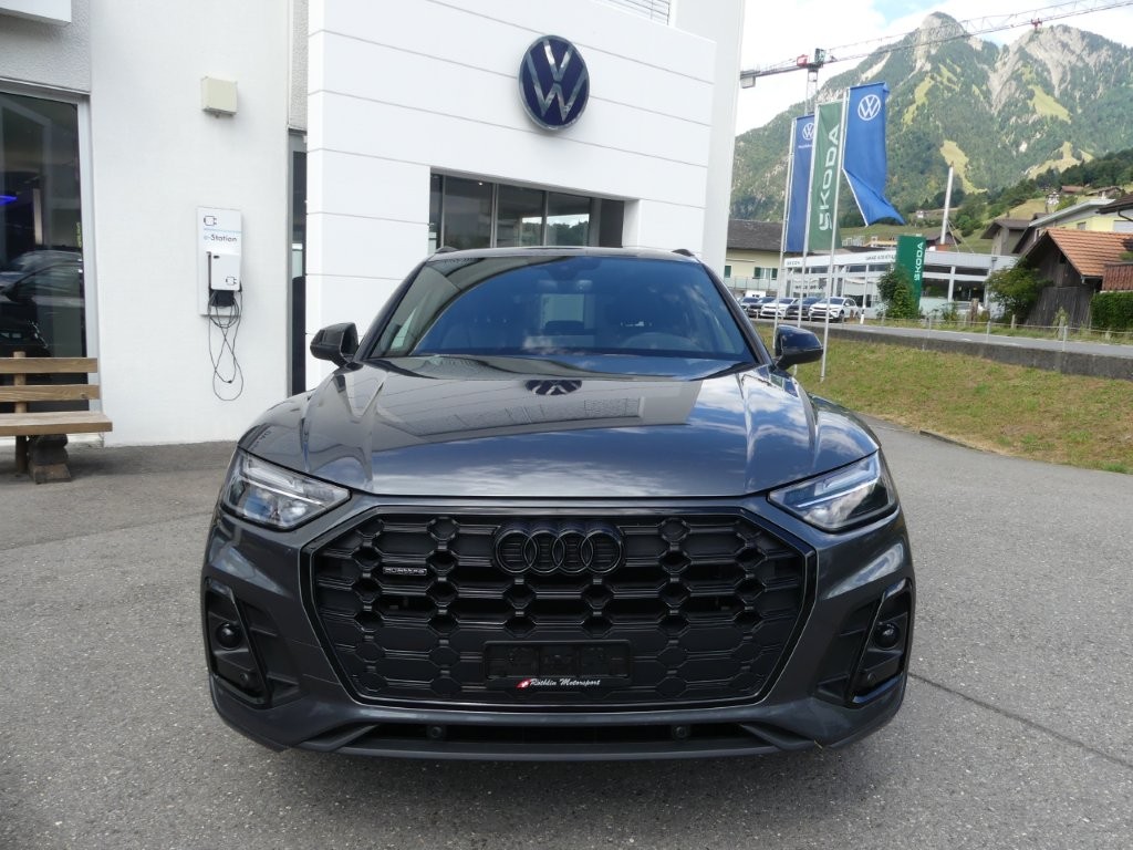 AUDI Q5 40 TDI Black Edition quattro S-tronic-image-5