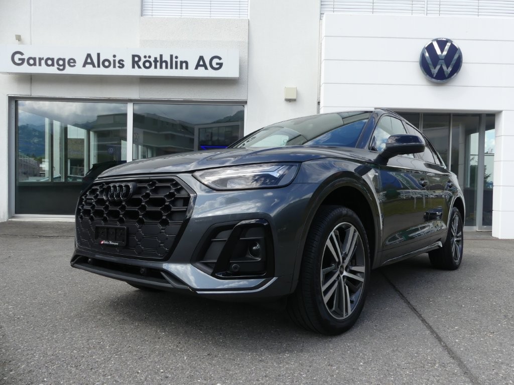 AUDI Q5 40 TDI Black Edition quattro S-tronic-image-0