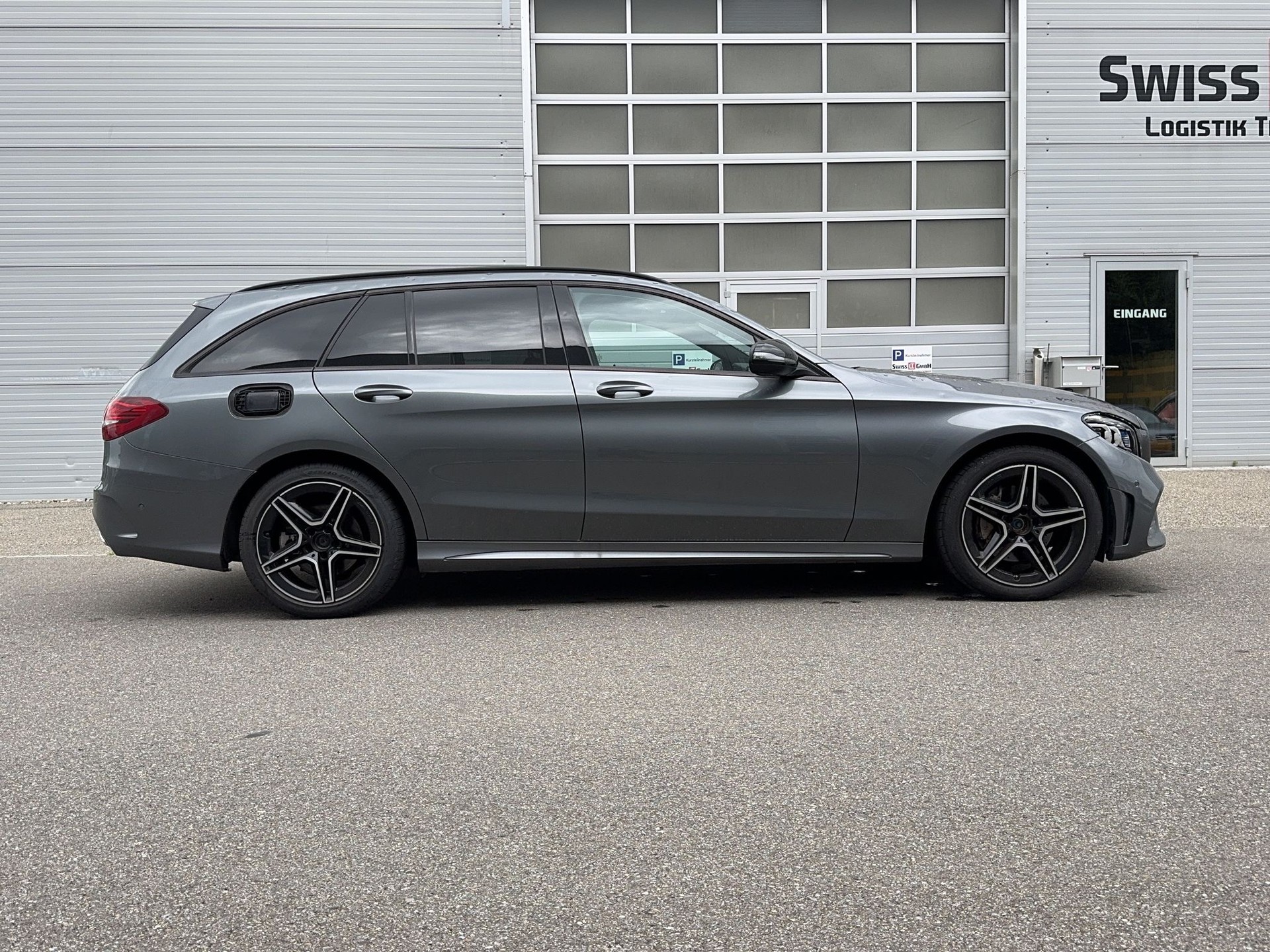 MERCEDES-BENZ C 200 Swiss Star AMG Line 4M 9G-Tronic-image-7