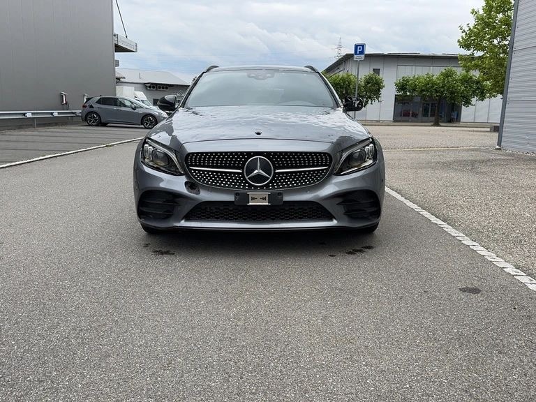 MERCEDES-BENZ C 200 Swiss Star AMG Line 4M 9G-Tronic-image-4