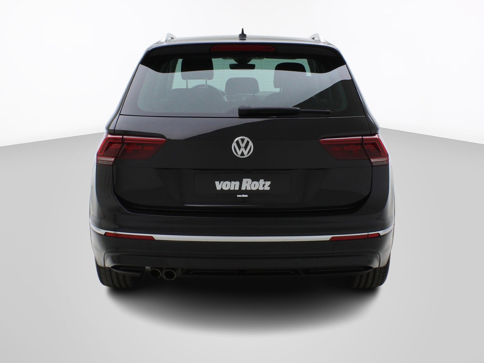 VW Tiguan 2.0 TDI DSG R-Line 4Motion-image-2