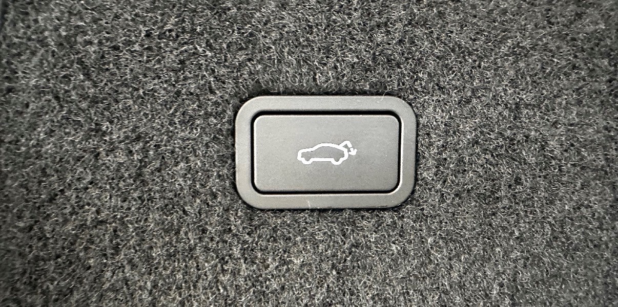 POLESTAR 4 Long Range Dual Motor-image-15