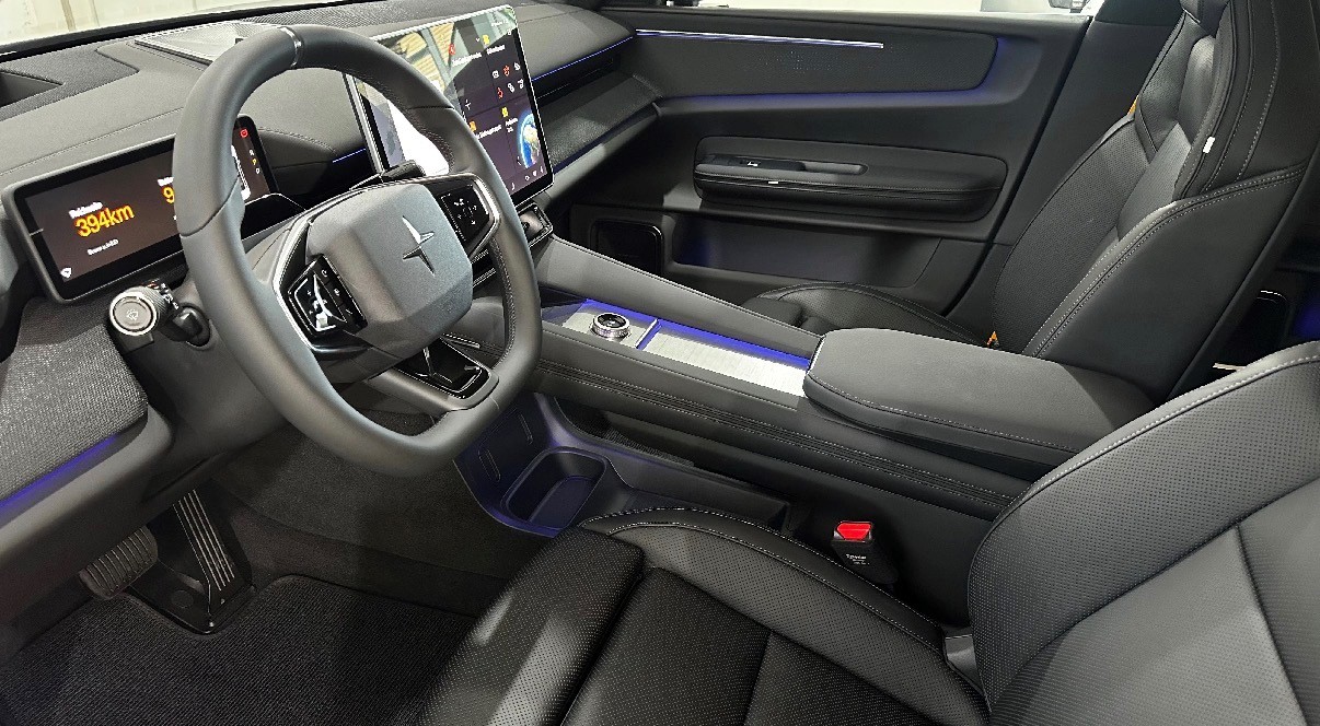 POLESTAR 4 Long Range Dual Motor-image-3