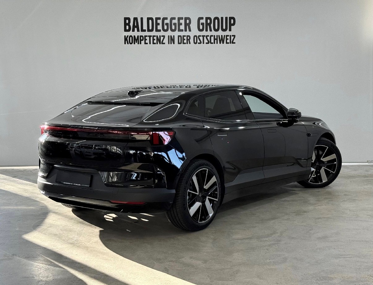 POLESTAR 4 Long Range Dual Motor-image-2