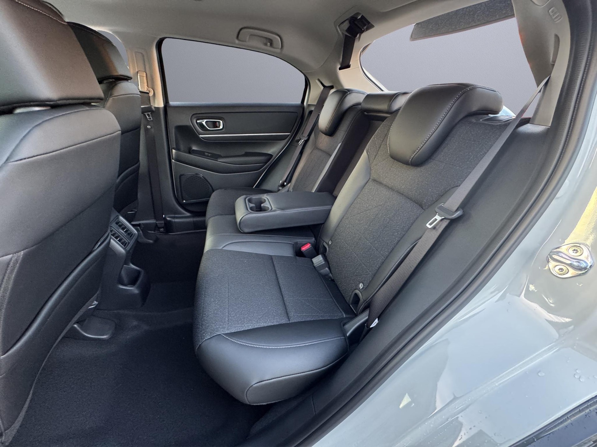 HONDA HR-V 1.5 i-MMD Advance-image-12