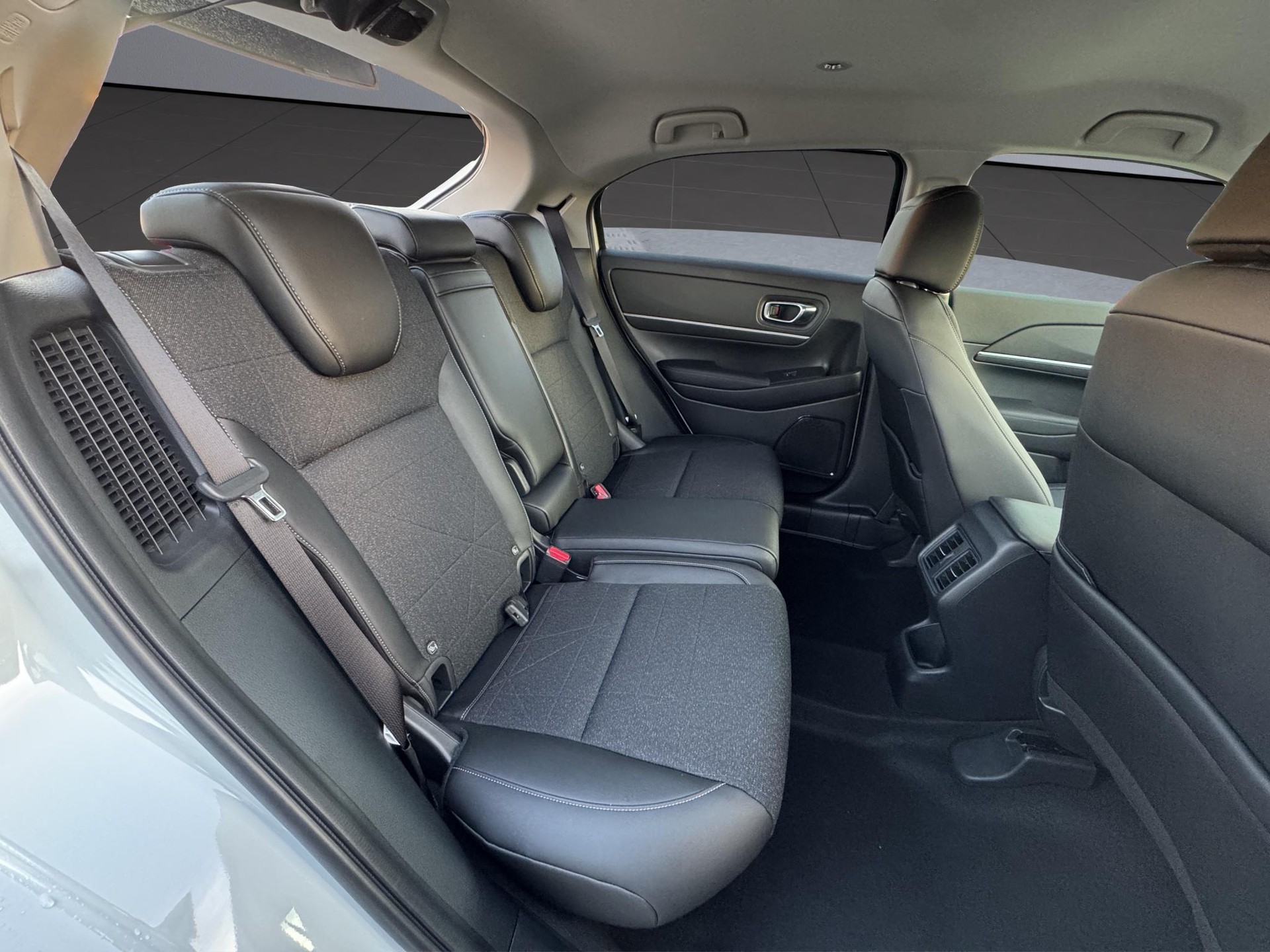 HONDA HR-V 1.5 i-MMD Advance-image-12