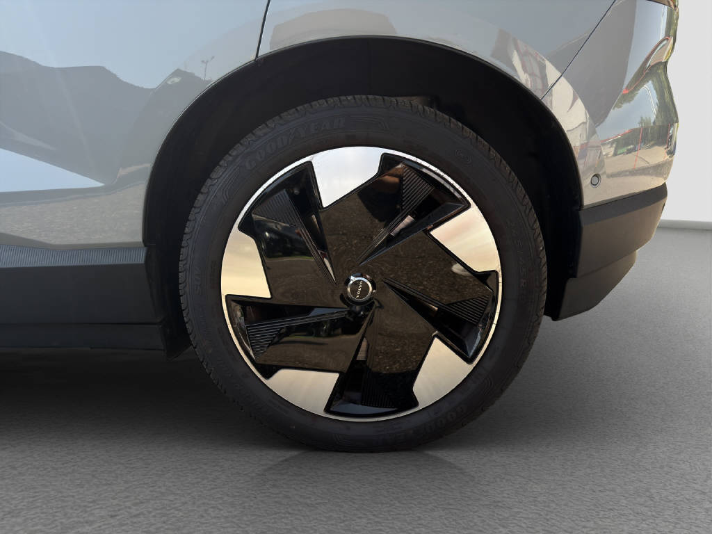 VOLVO EX 30 E60 Twin Ultra Performance AWD-image-14